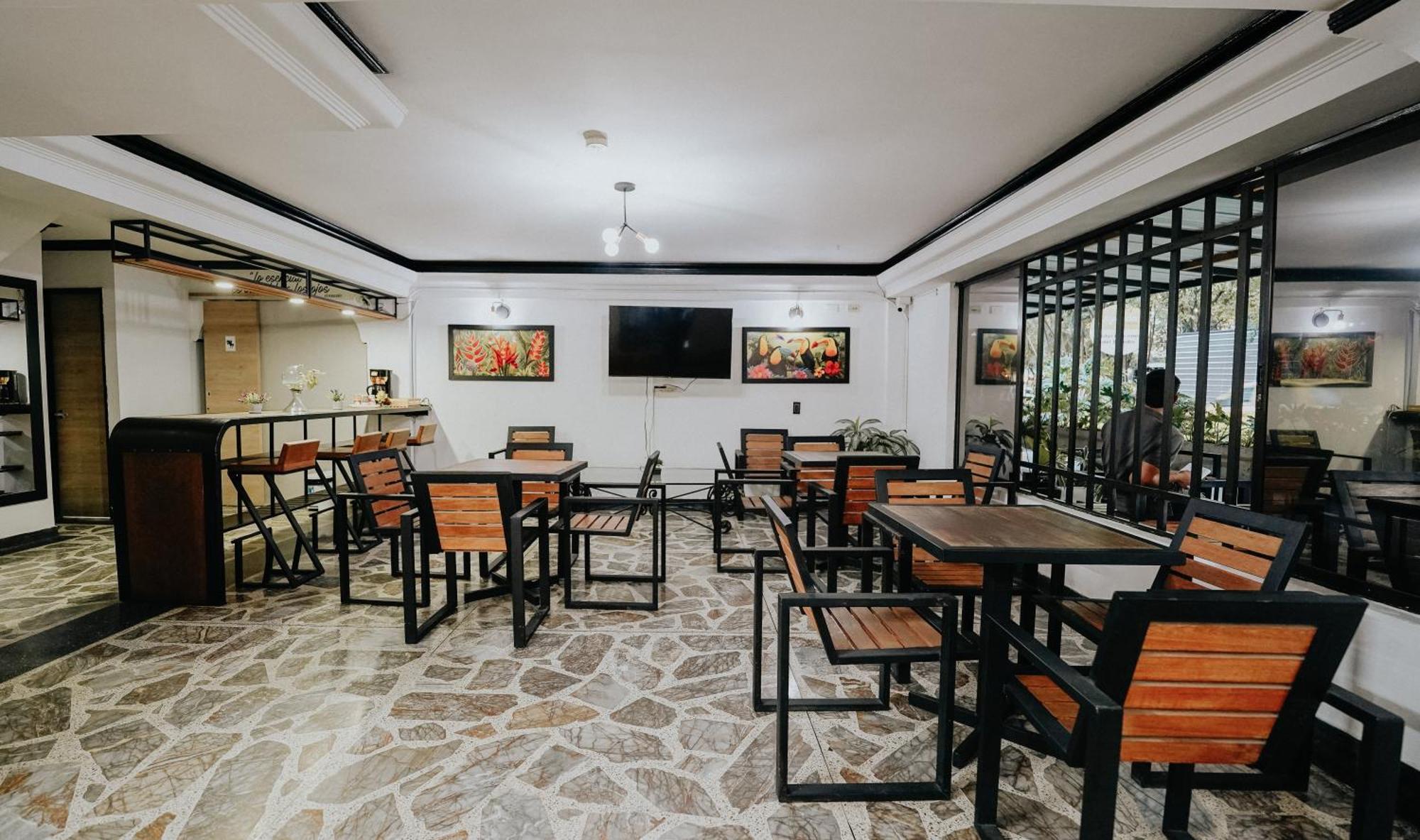 Hotel Balcones Del Estadio Медельїн Екстер'єр фото